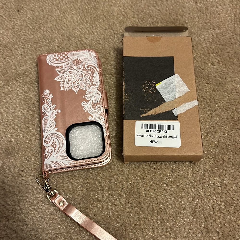 Cell phone case - Picture 10 of 11